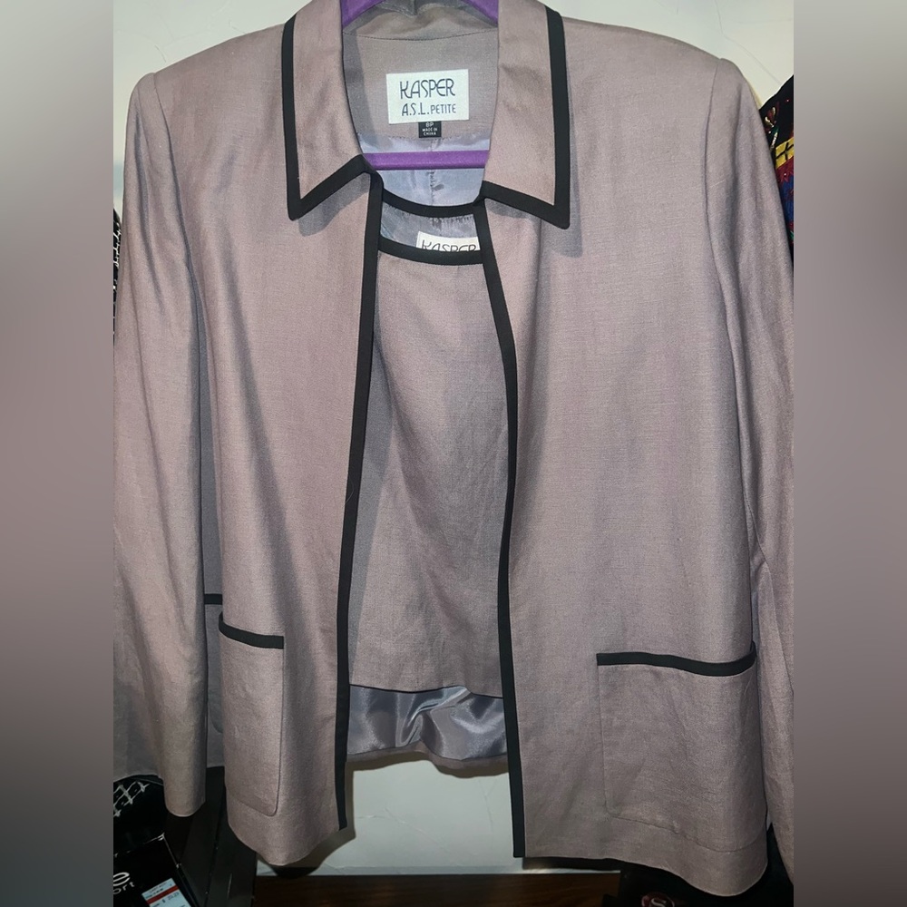 Kasper- ASL PETITE Women's TAUPE Jacket with Black Trim